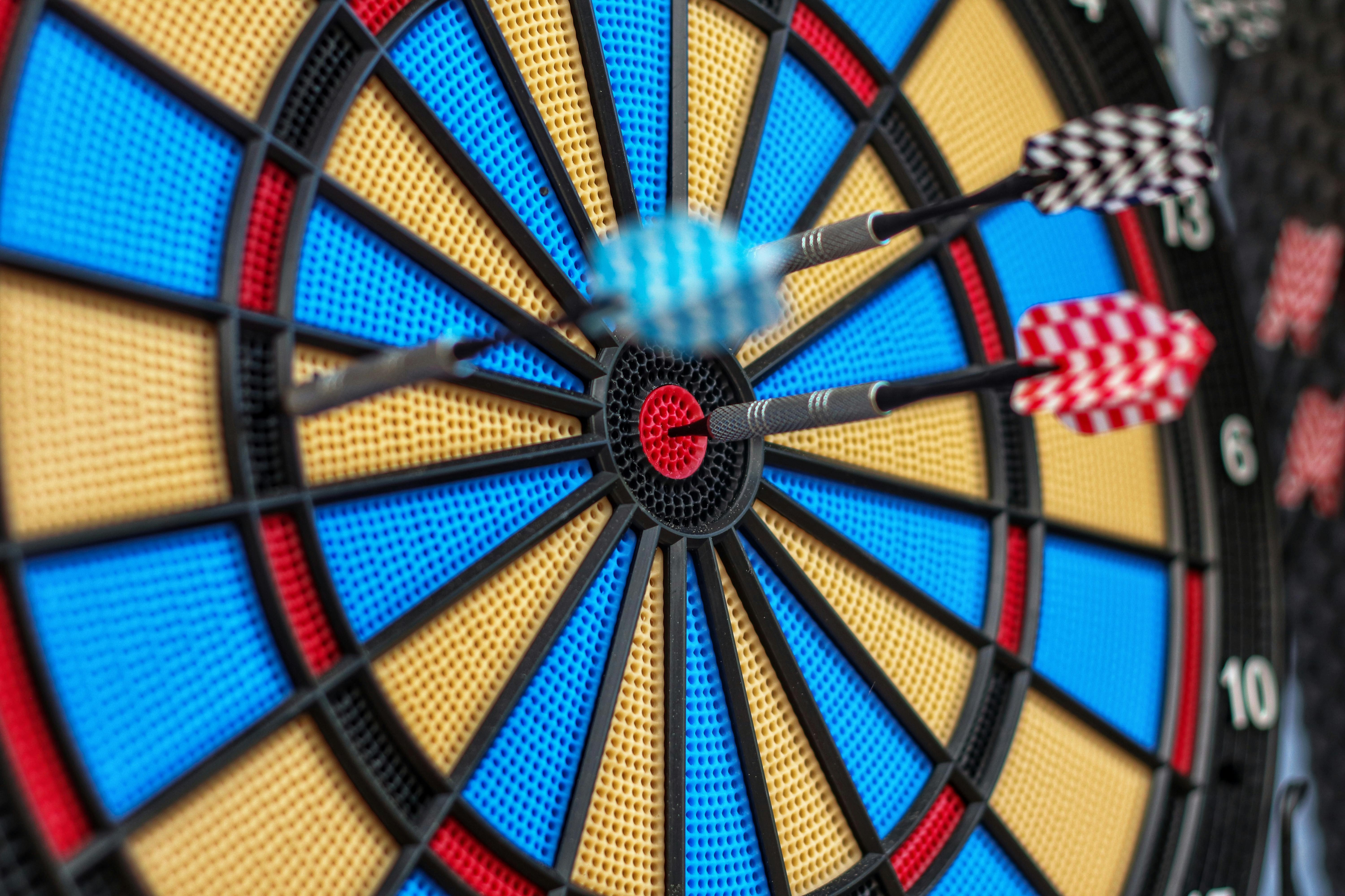 Digital darts with bullseye hits
